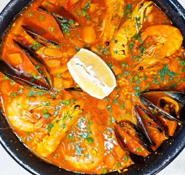 Paella de Marisco — Victor's BCN